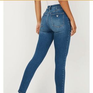 Guess High Rise Skinny jeans